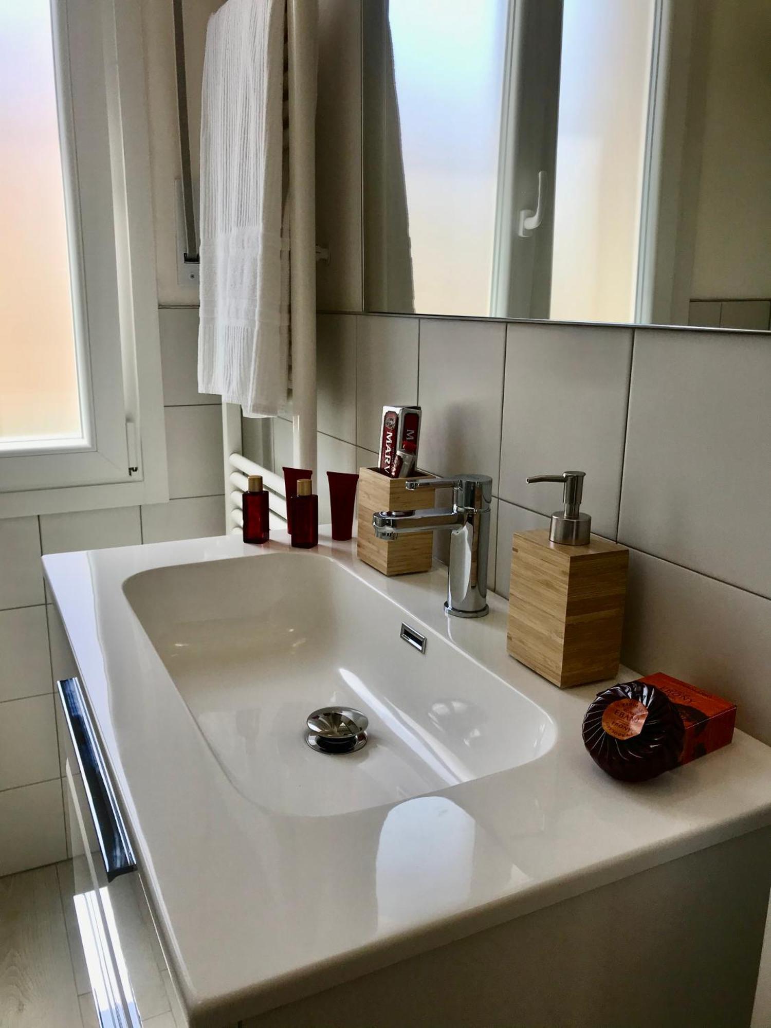 Suite Locchi. Vicino Tramvia/Careggi/Meyer Florence Exterior photo